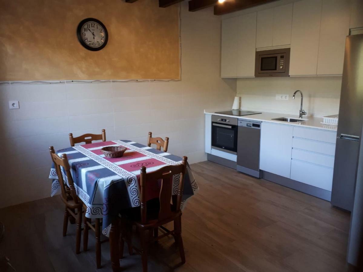 Apartamentos Camino Santo Toribio Mieses Esterno foto